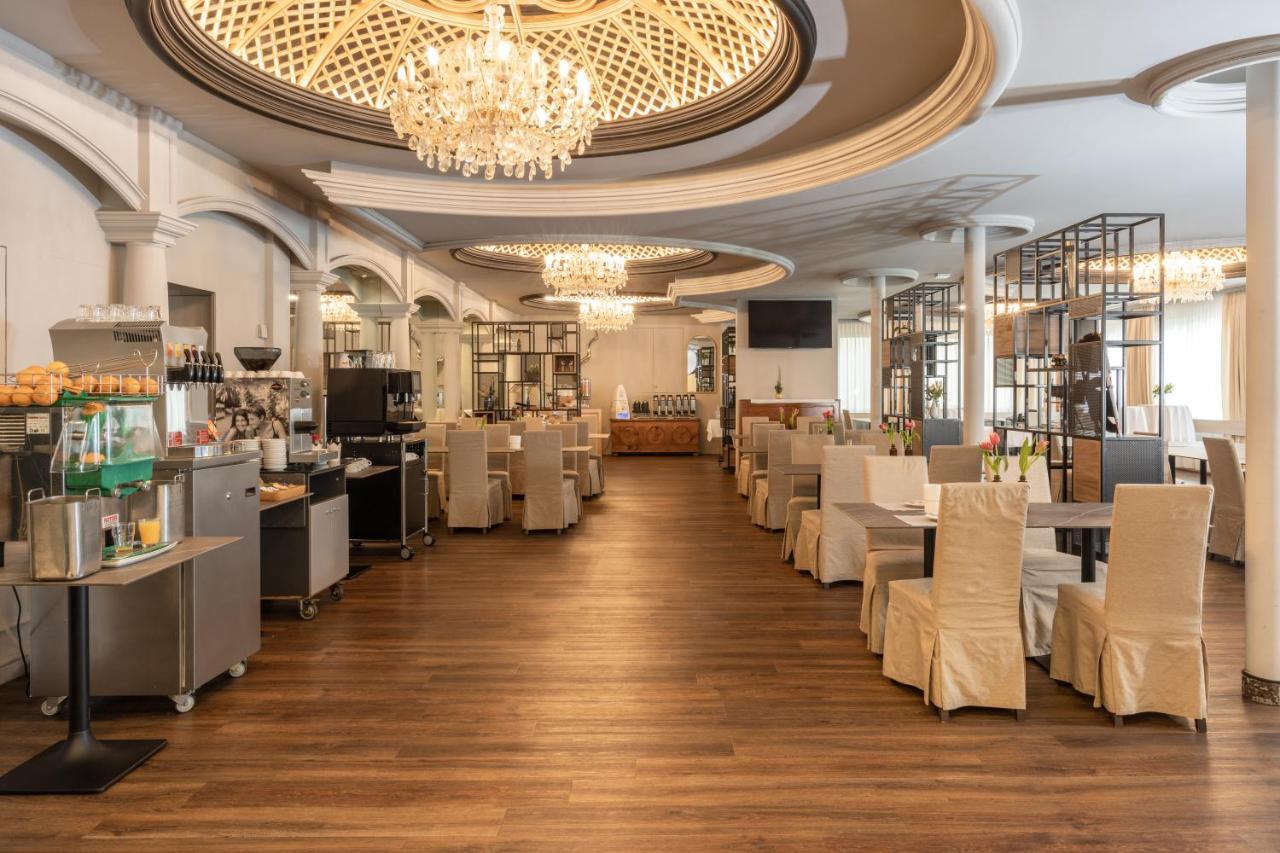 Adhhoc Hotel Naters ภายนอก รูปภาพ
