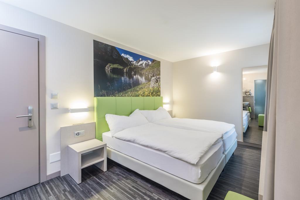 Adhhoc Hotel Naters ภายนอก รูปภาพ